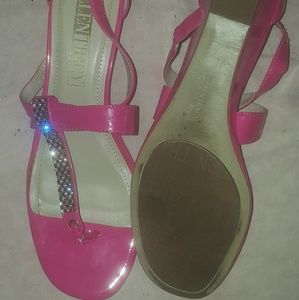 Ellen Tracy Shoes - Ellen Tracy Sandal Ellen Tracy Shoes - Ellen Tracy Sandal